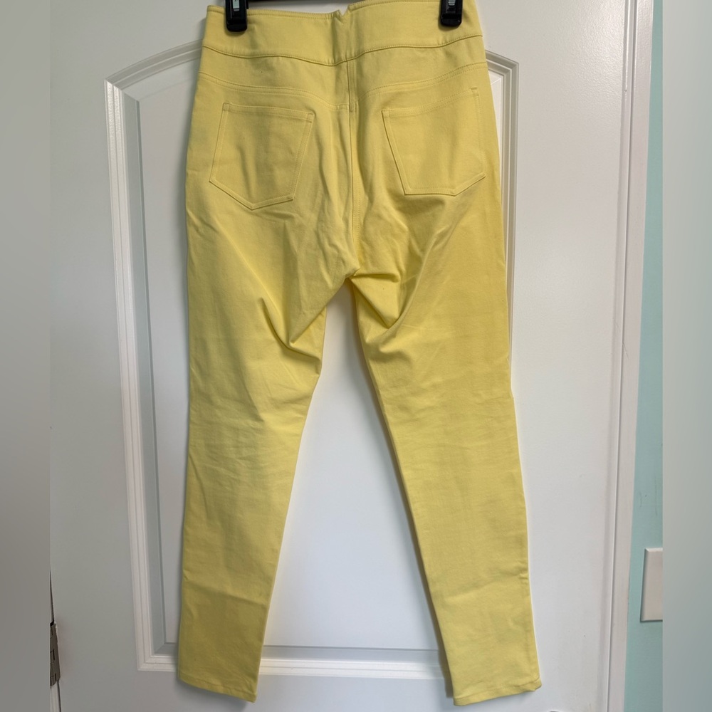 J McLaughlin Hasting Pants Yellow High-Waisted
Sz 2 - Picture 4 of 9